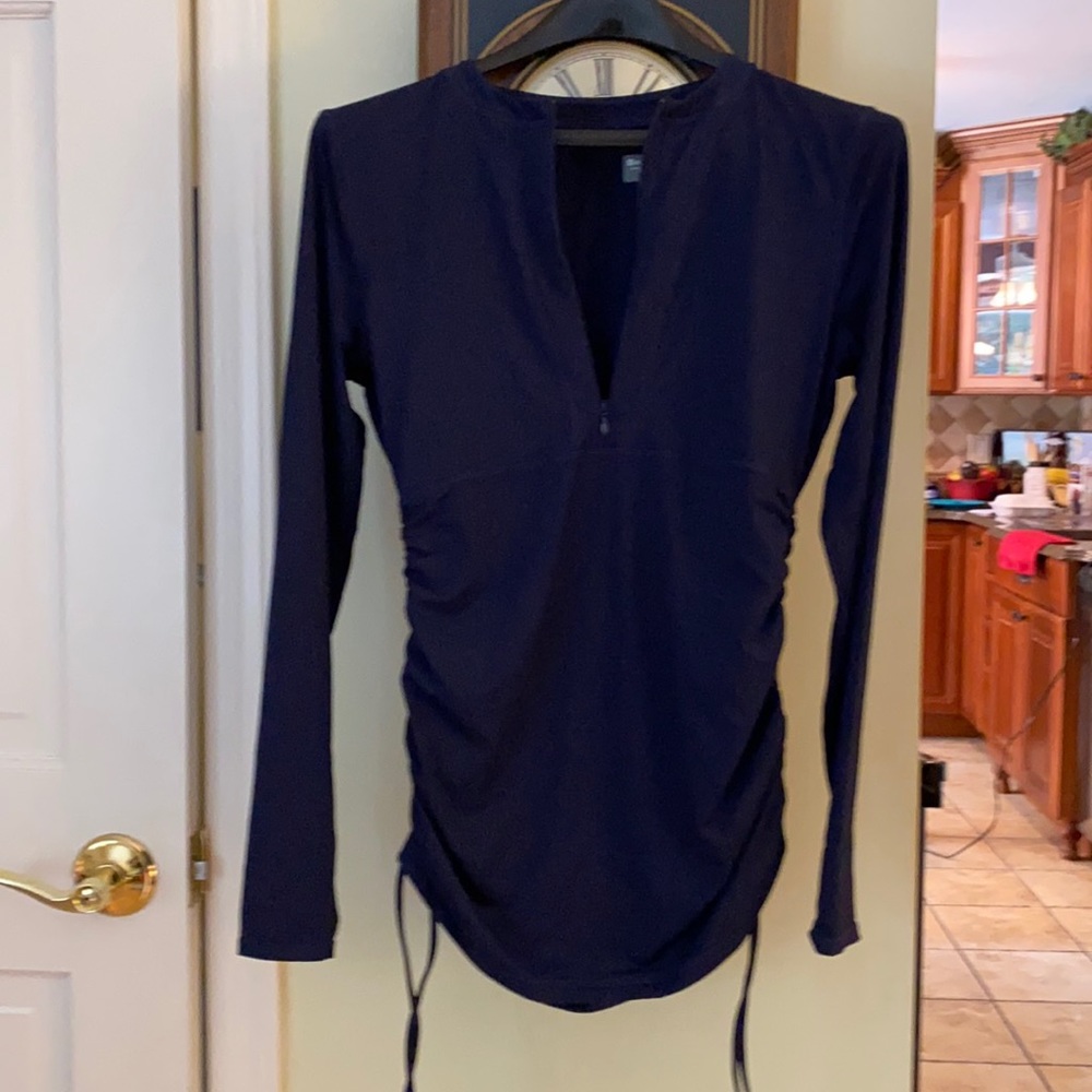 Athleta rash guard